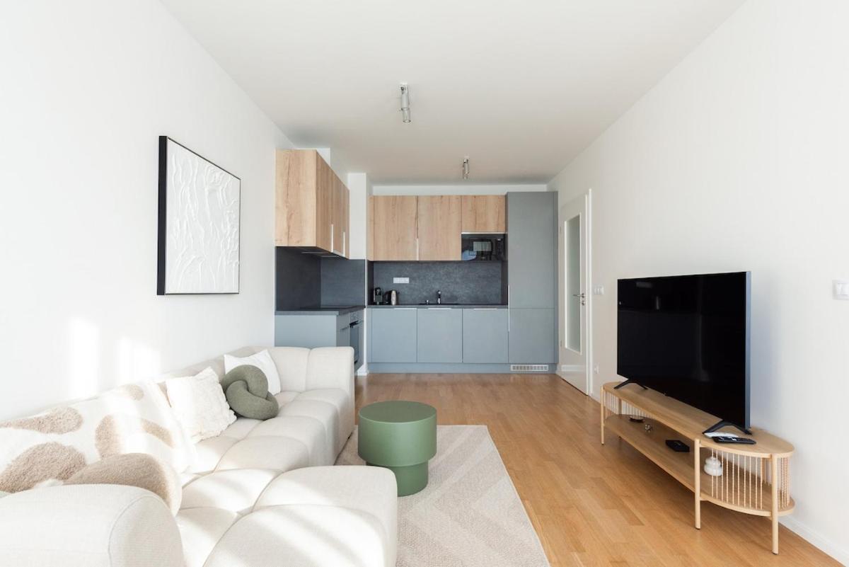 Fresh All-in Apartment